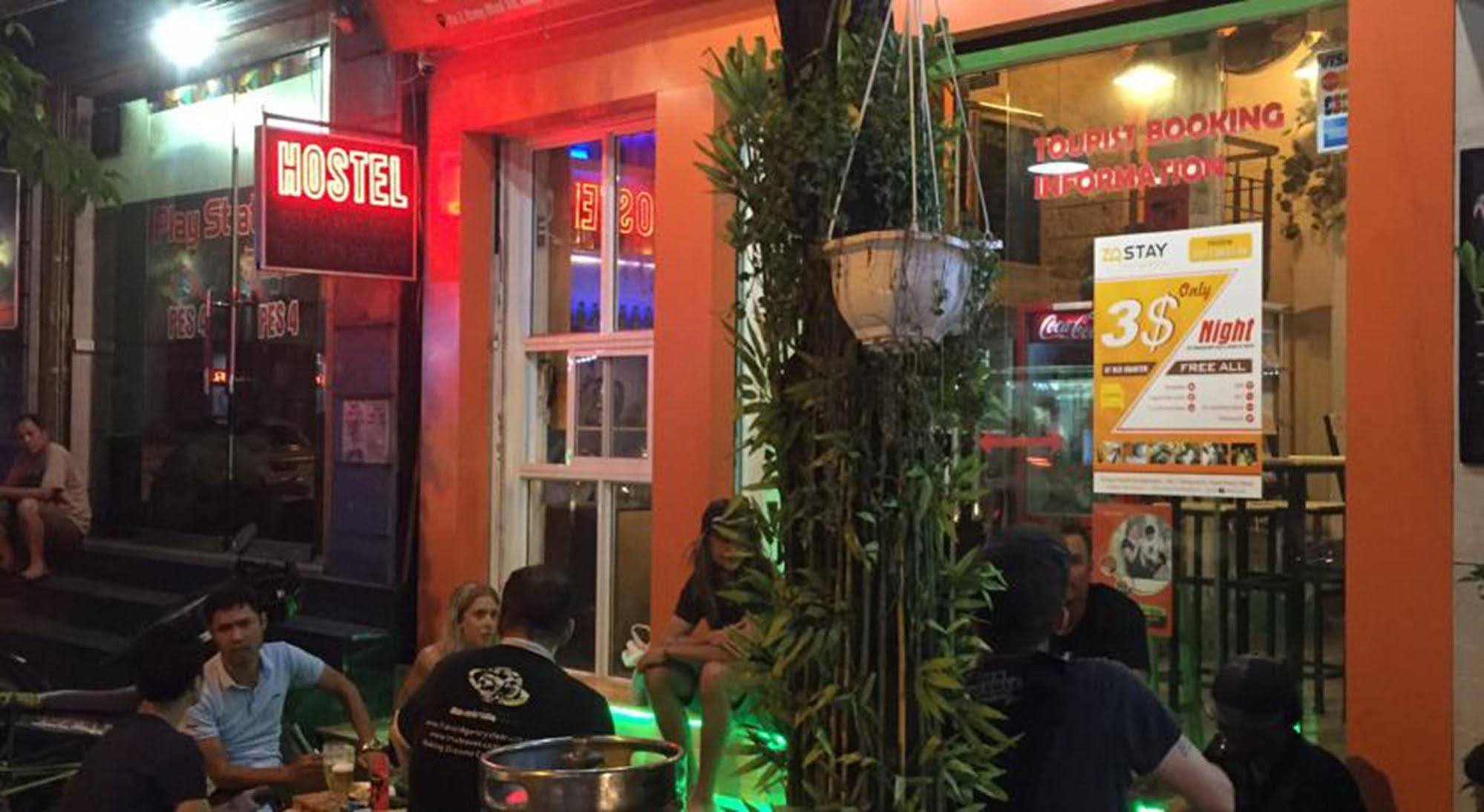 Zostay Hostel Backpackers Hanoi Esterno foto